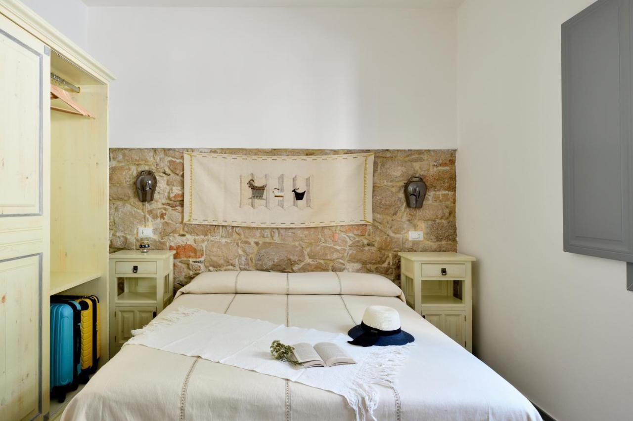 Fund'E Monte Hotel Baunei Bagian luar foto