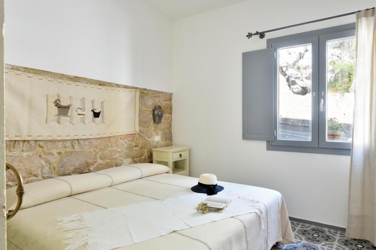 Fund'E Monte Hotel Baunei Bagian luar foto