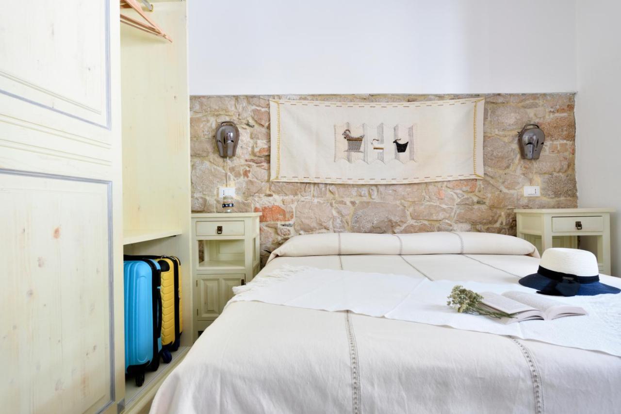 Fund'E Monte Hotel Baunei Bagian luar foto